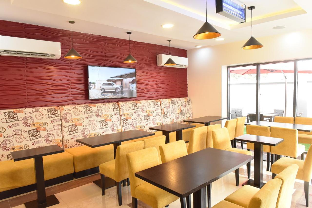 Urban Metro Inn 라고스 외부 사진
